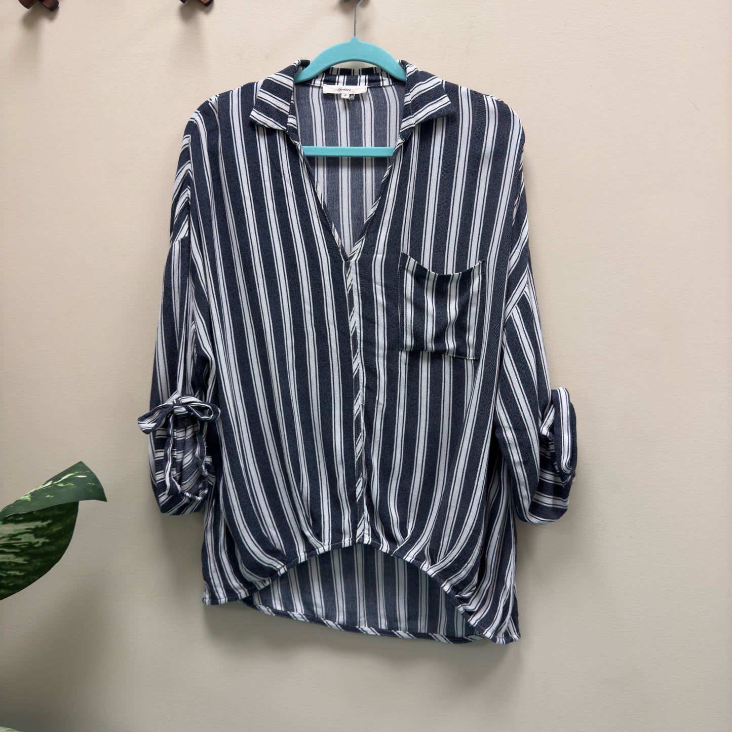 Andree by Unit Top - Size Small