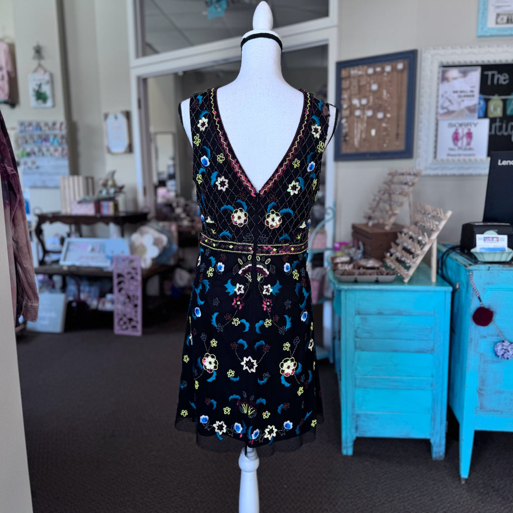 Aiden Embroidered Beaded Dress - Size 10