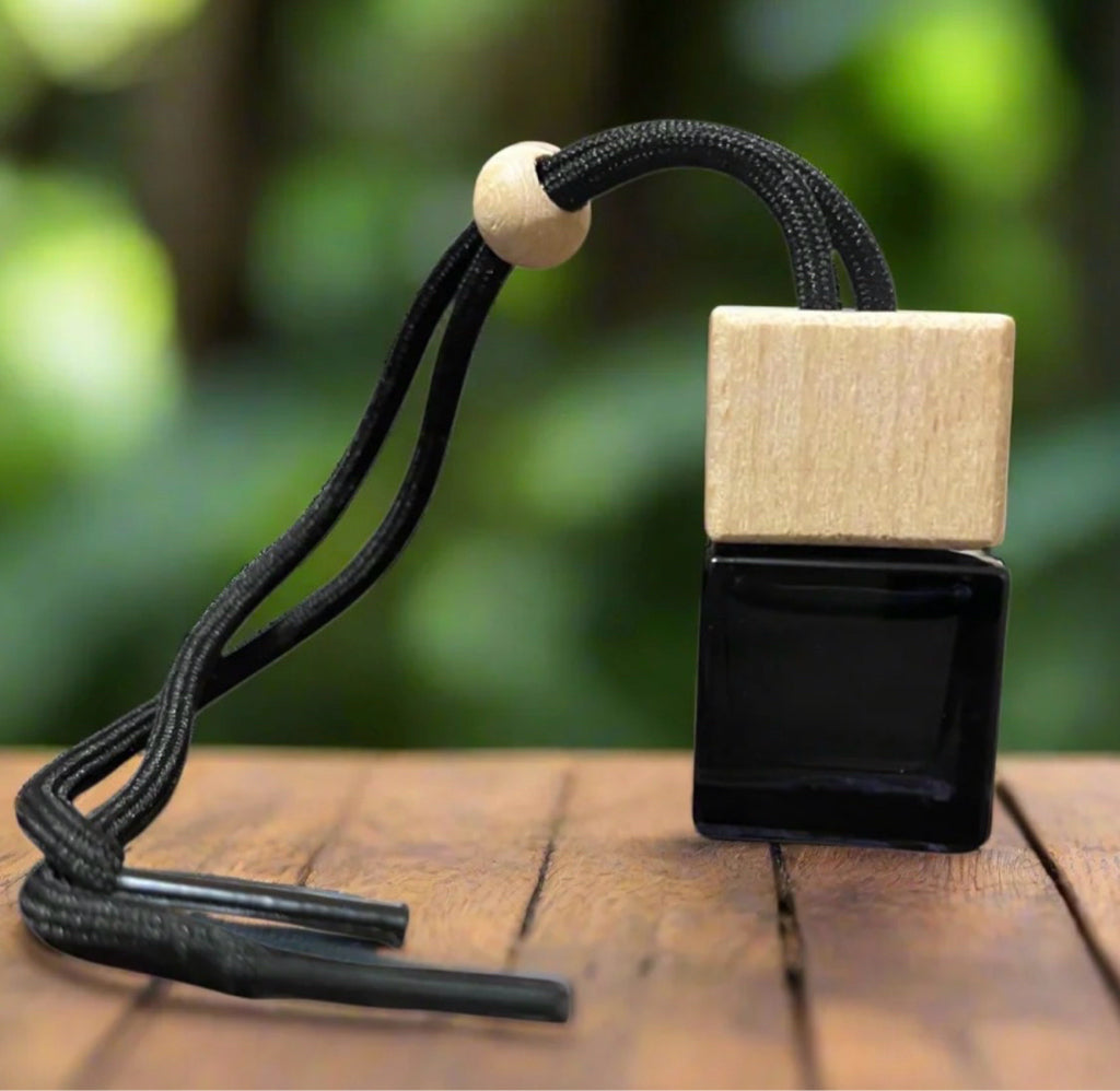 Twisted Scents - Suede & Lace