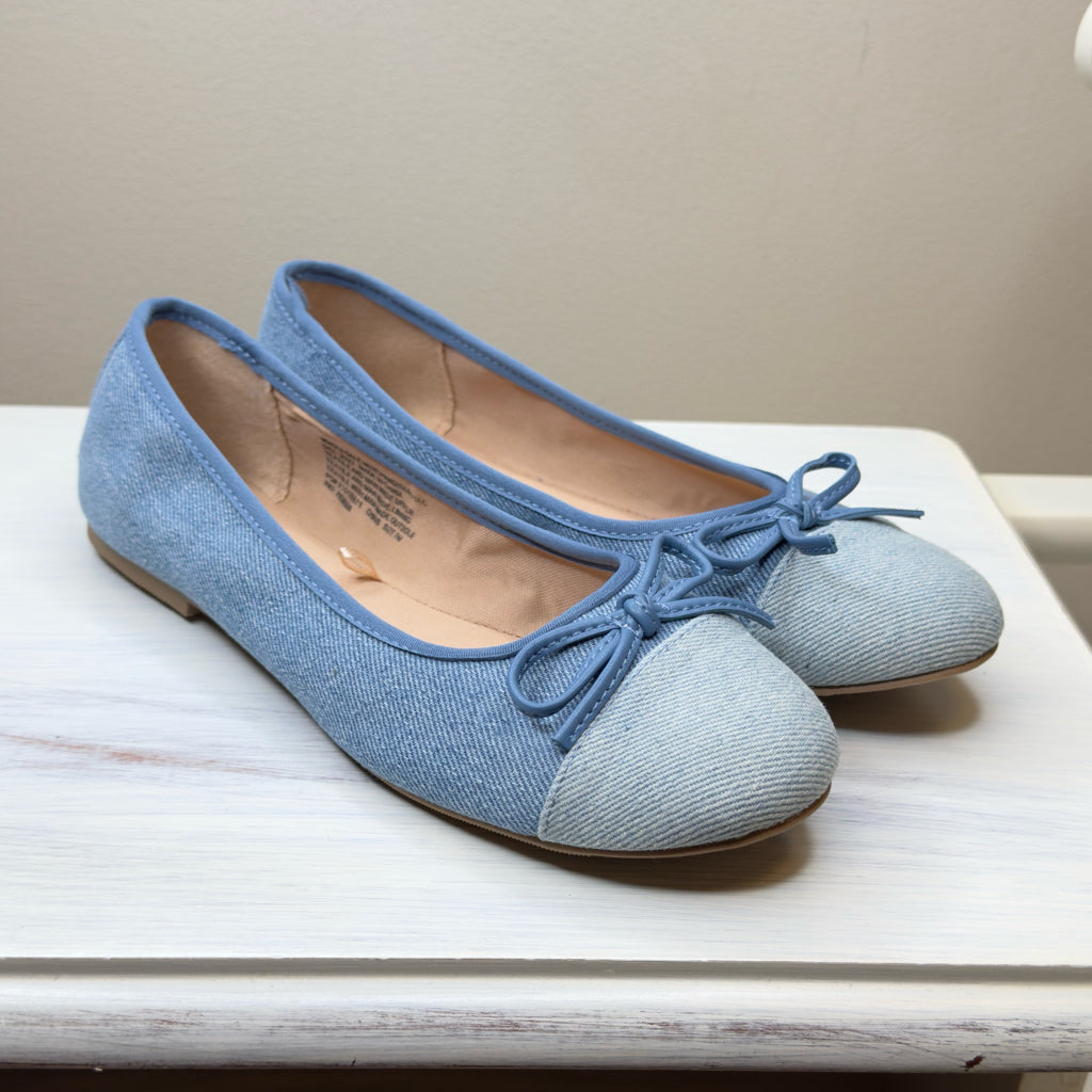 Falls Creek Denim Flats - Size 7