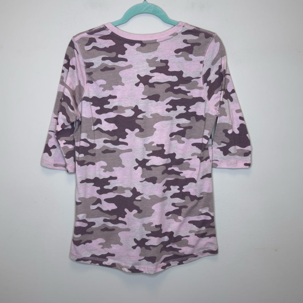 Lincoln Outfitters Camo Tee - Size Medium
