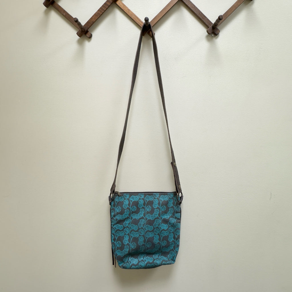 Mongoose Crossbody Handbag