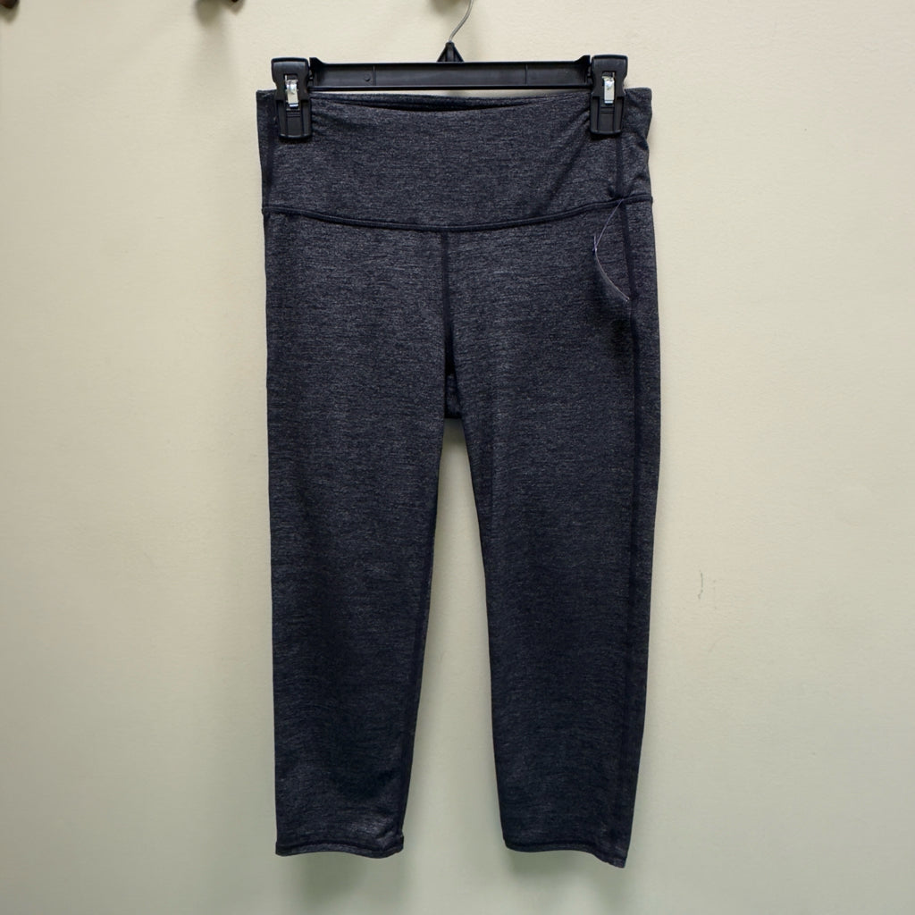 Athleta Chaturanga Quest Cropped Leggings - Size Medium