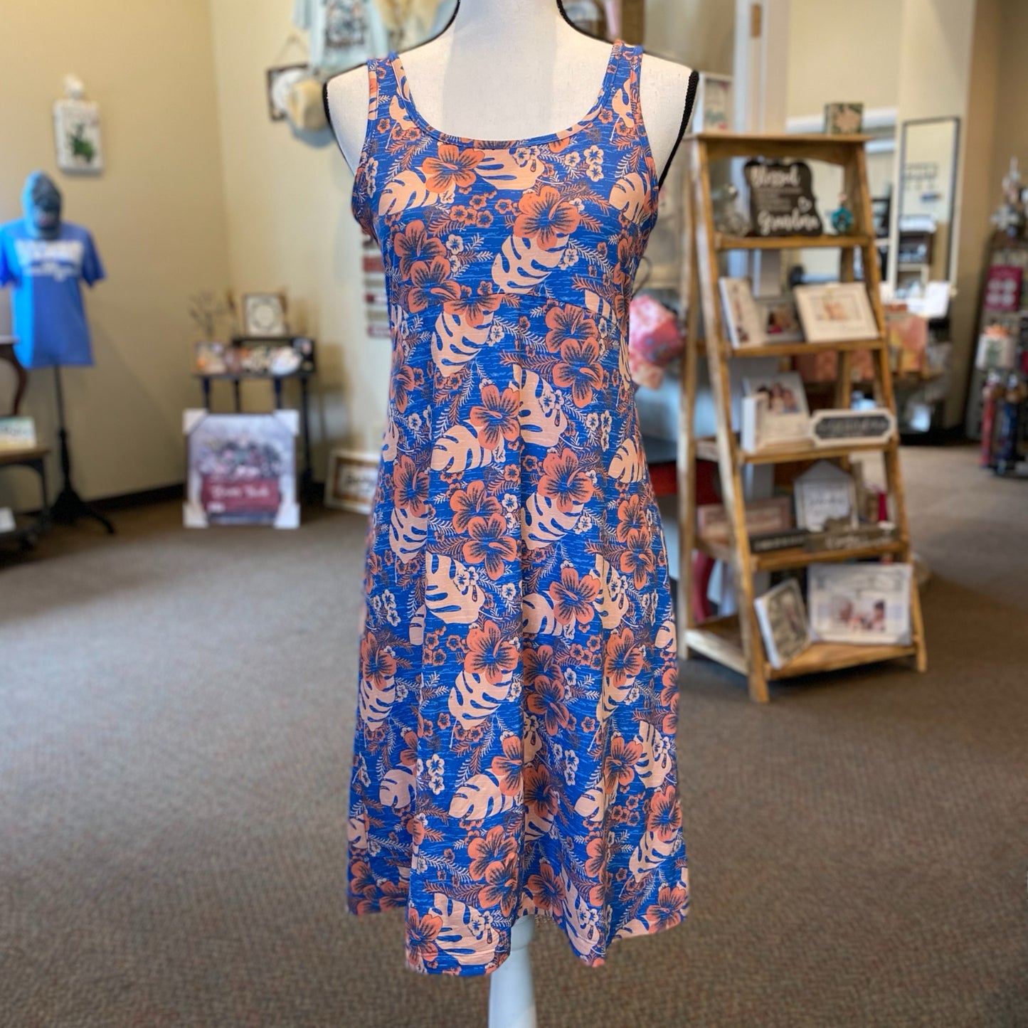 Columbia PFG Swimsuit Cover-Up - Size Medium