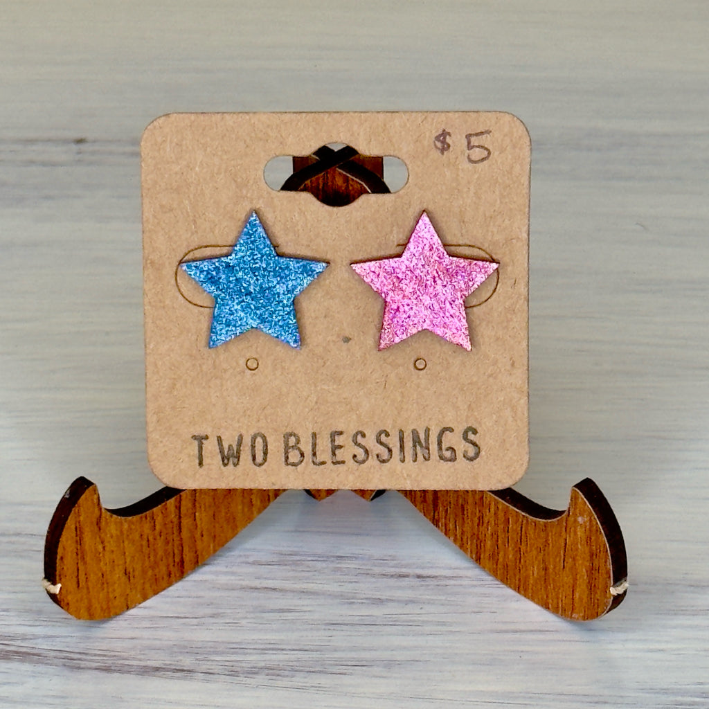 Two Blessings Earrings - Wood Star - Red/Blue