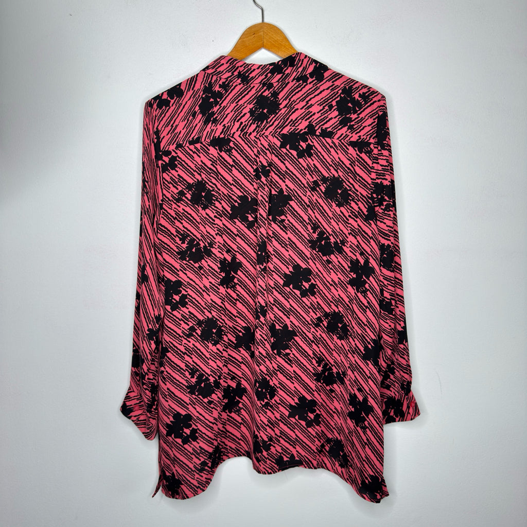 Dana Buchman Button Front Top - Size XL