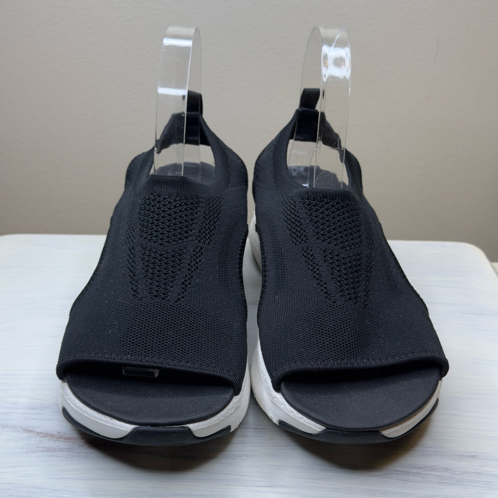 Sketchers Arch Fit City Catch Sandals - Size 7