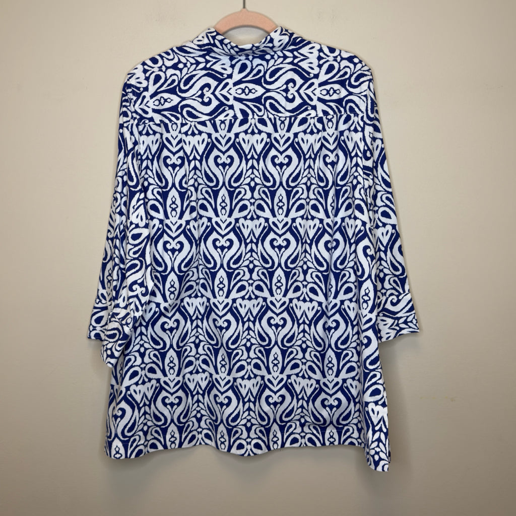 Chico's Top - Size Large