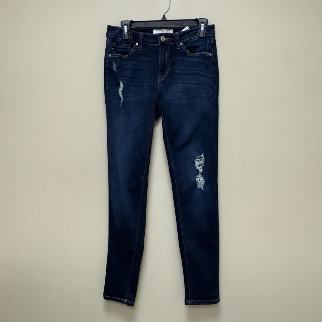KanCan Mid Rise Skinny Jeans - Size 7/27