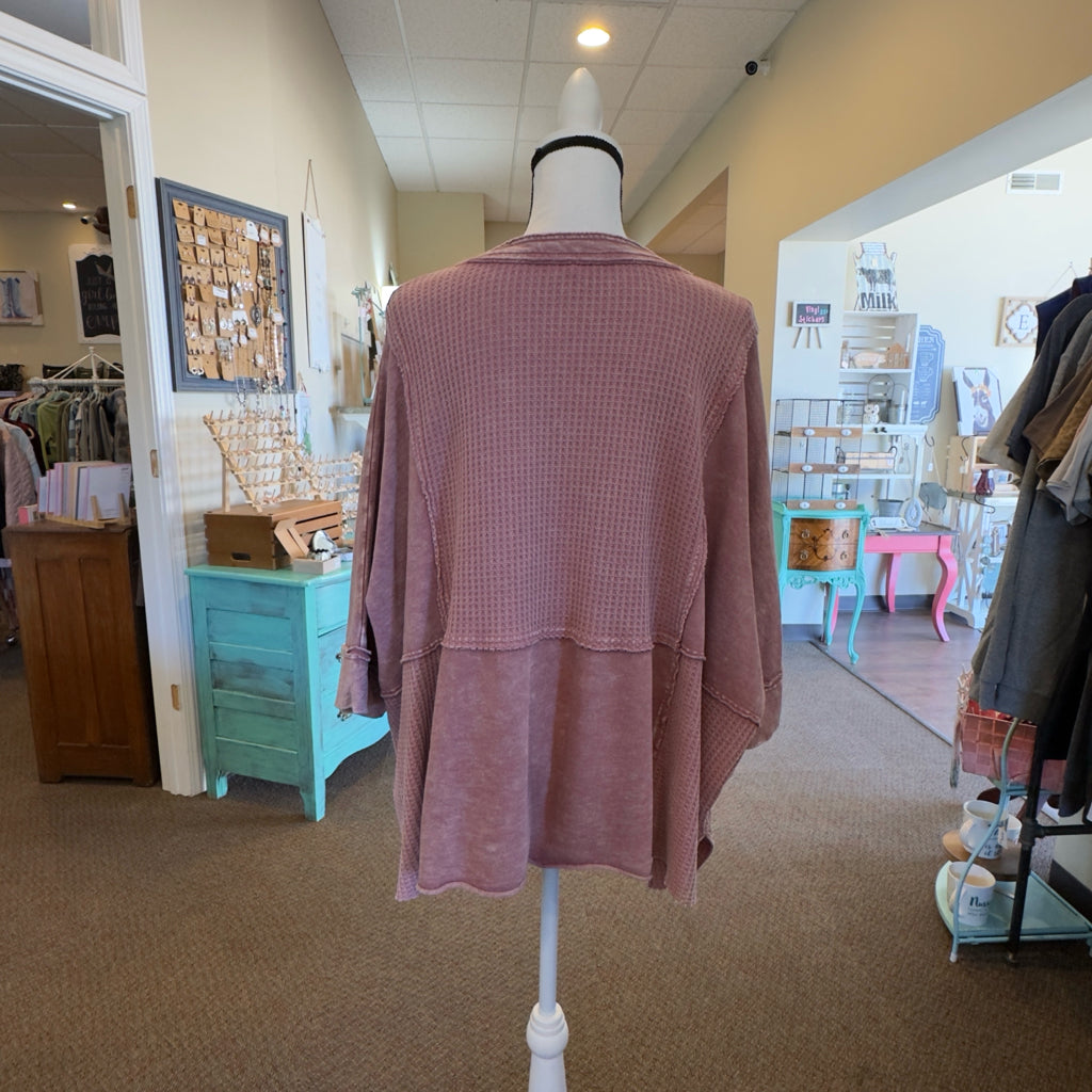 Easel Boxy Fit Top - Size Large