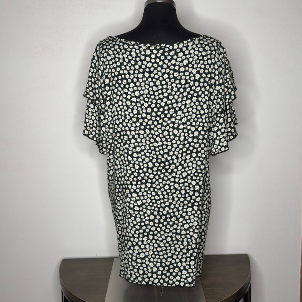 Acting Pro Daisy Print Ruffle Sleeve Top - Size 1X