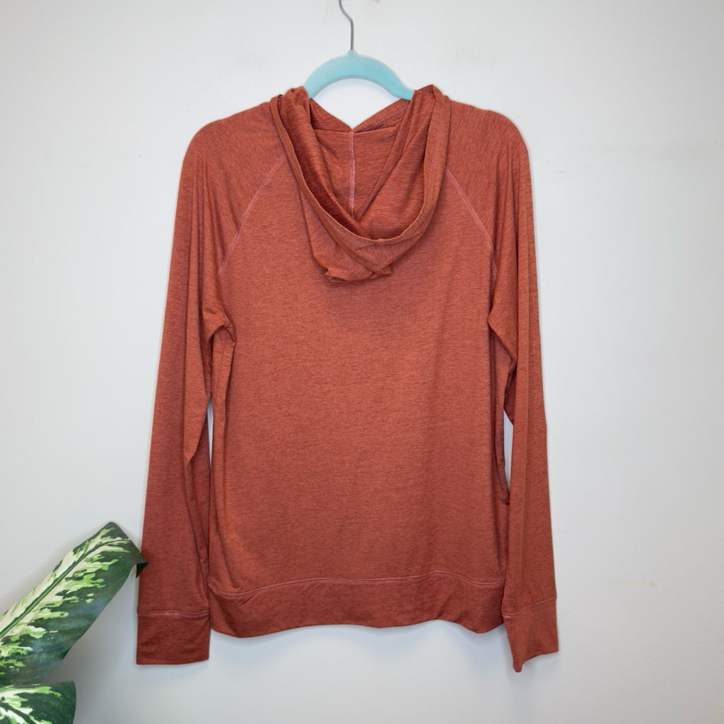 Runway Quick Dry Moisture Wicking Hooded Top - Size XL