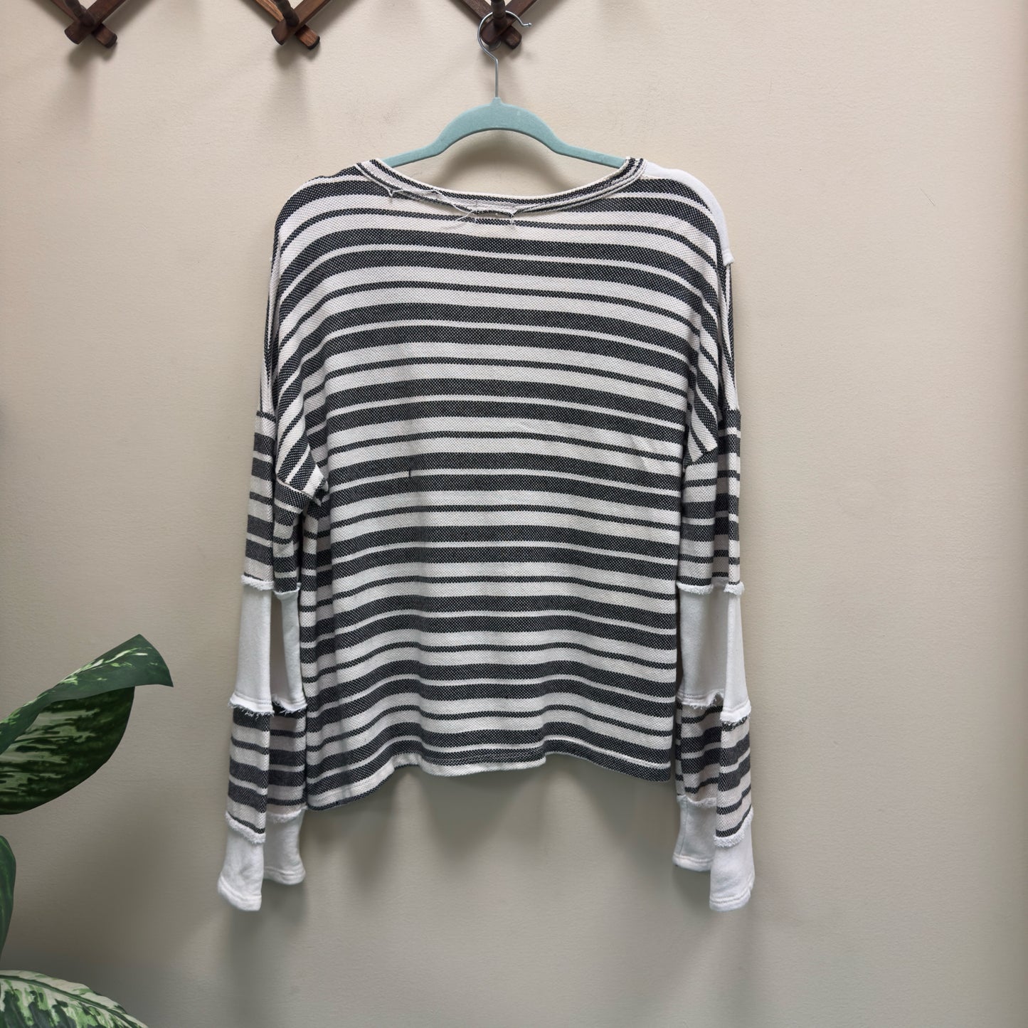 BKE Top - Size Small