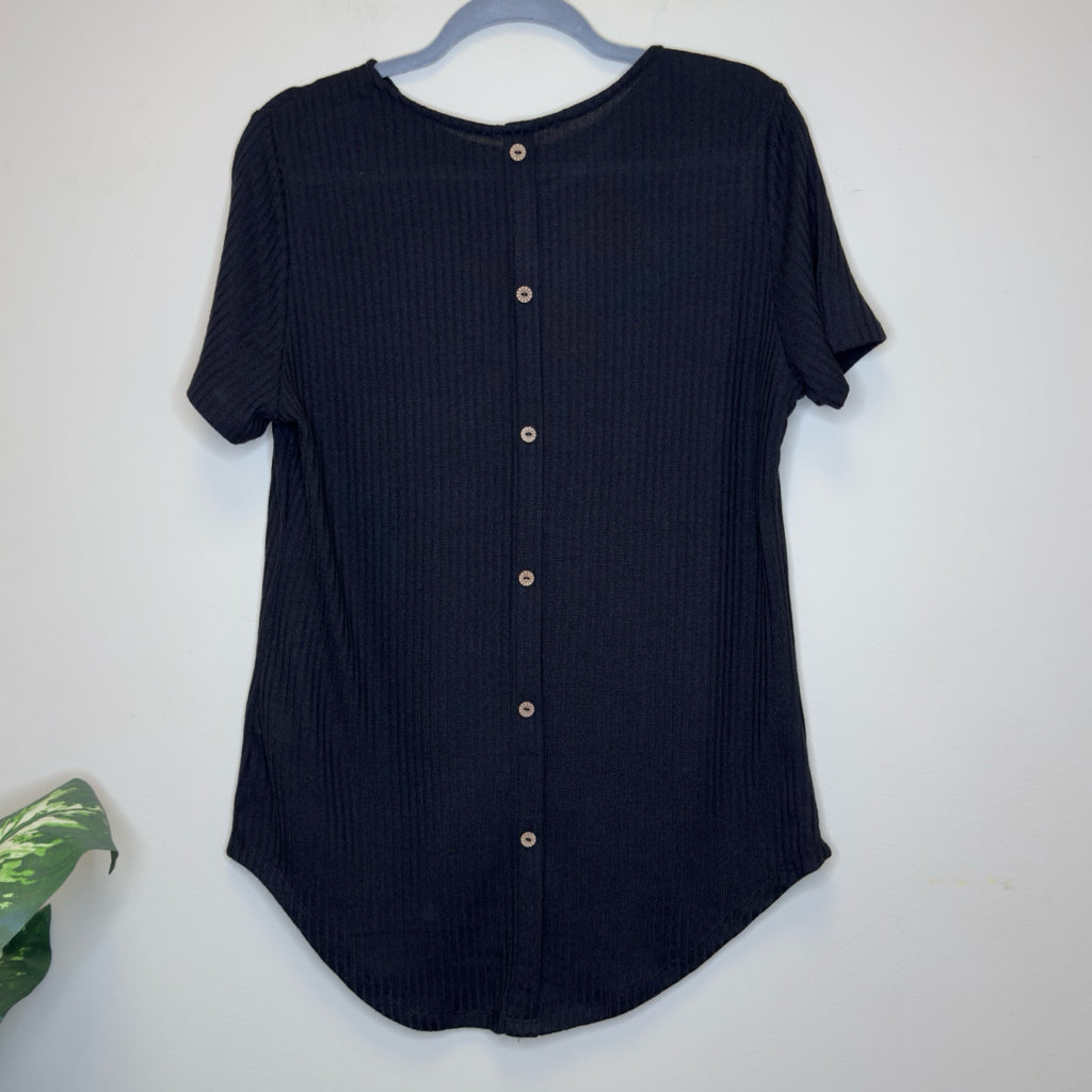 Ribbed Button Back Top - Size Large