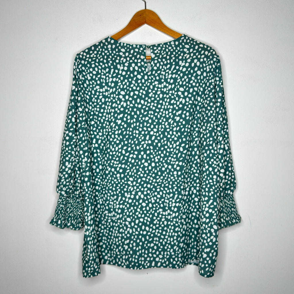 Women's 3/4 Sleeve Top - Size XXL