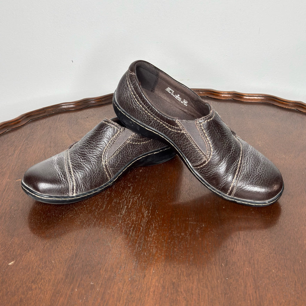 Clarks Ashland Alpine Slip-On Leather Shoes - Size 8