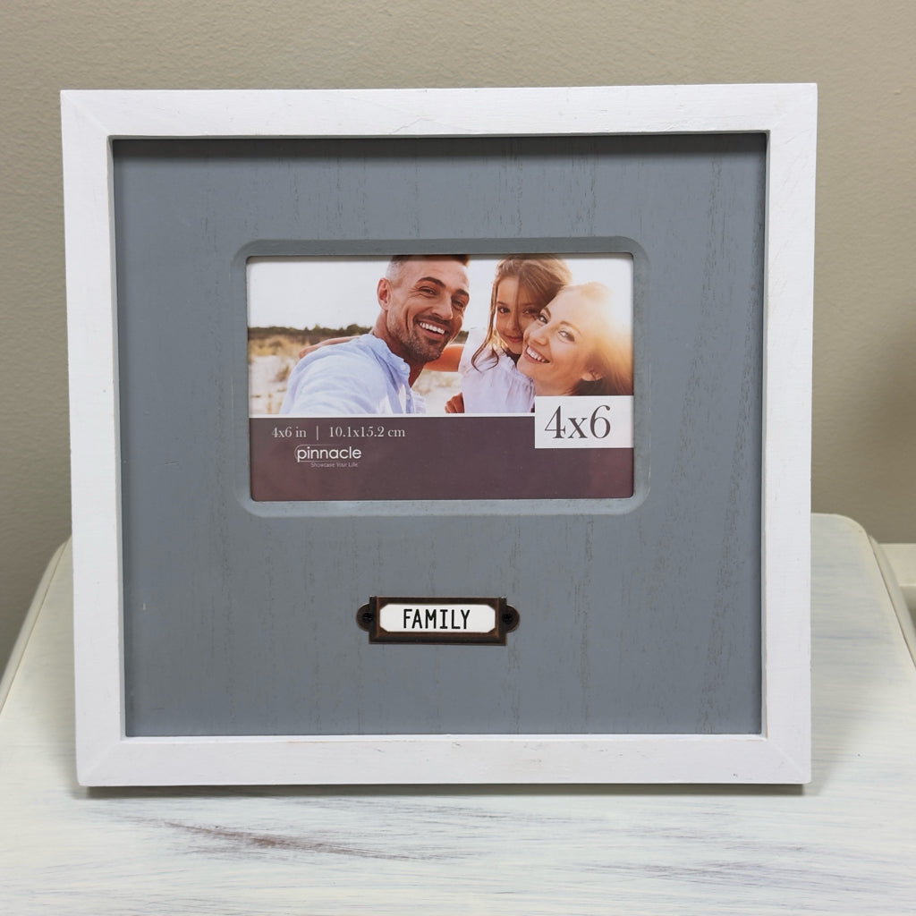 Family Picture Frame