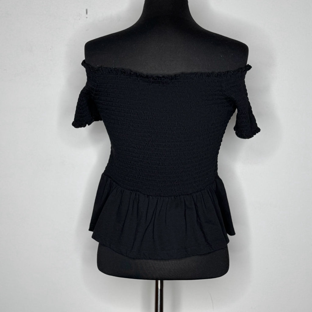American Eagle Top - Size Medium