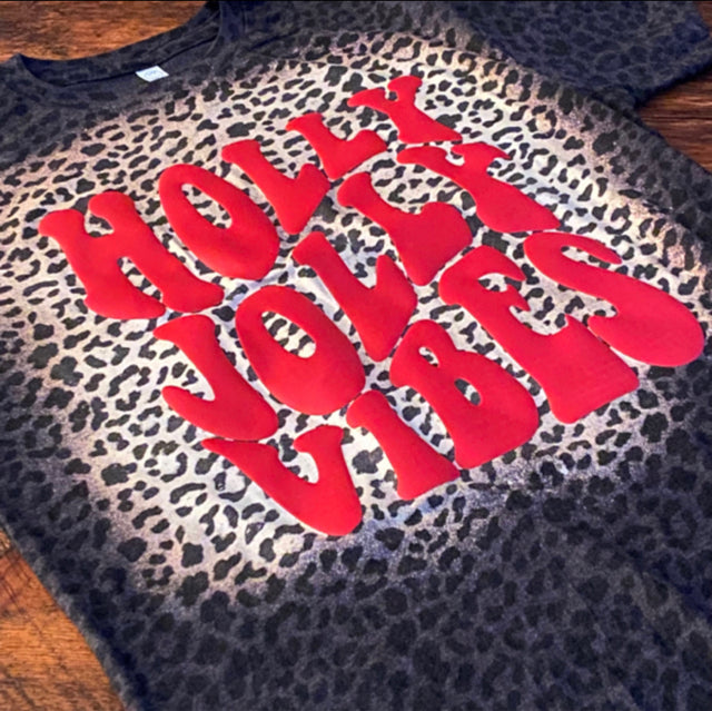 Holly Jolly Vibes Puff Print Graphic Tee - Size Medium