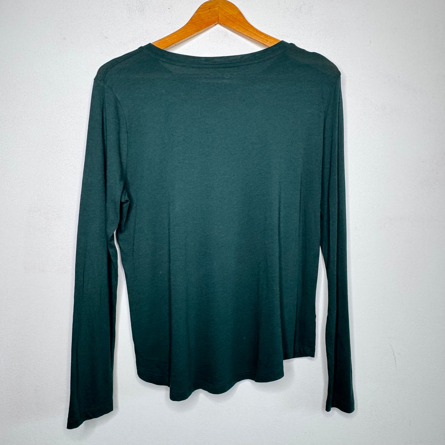 Loft Everyday Long Sleeve Tee - Size Large