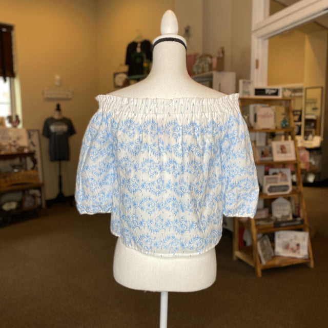 Francesca's Miami White & Blue 3/4 Sleeve Embroidered Crop Top - Size Medium