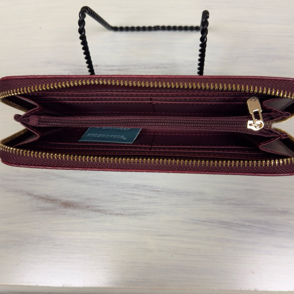 Burgundy Zip Around Wallet