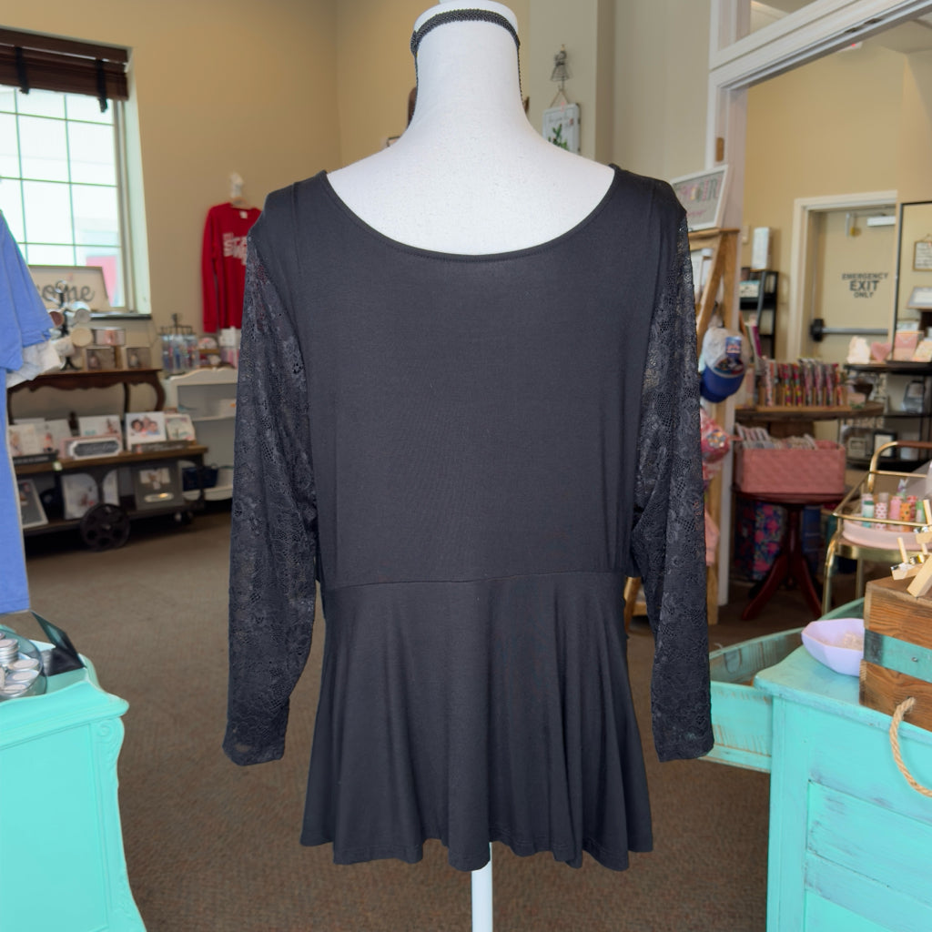 Torrid Super Soft Lace Sleeve Top - Size 3X