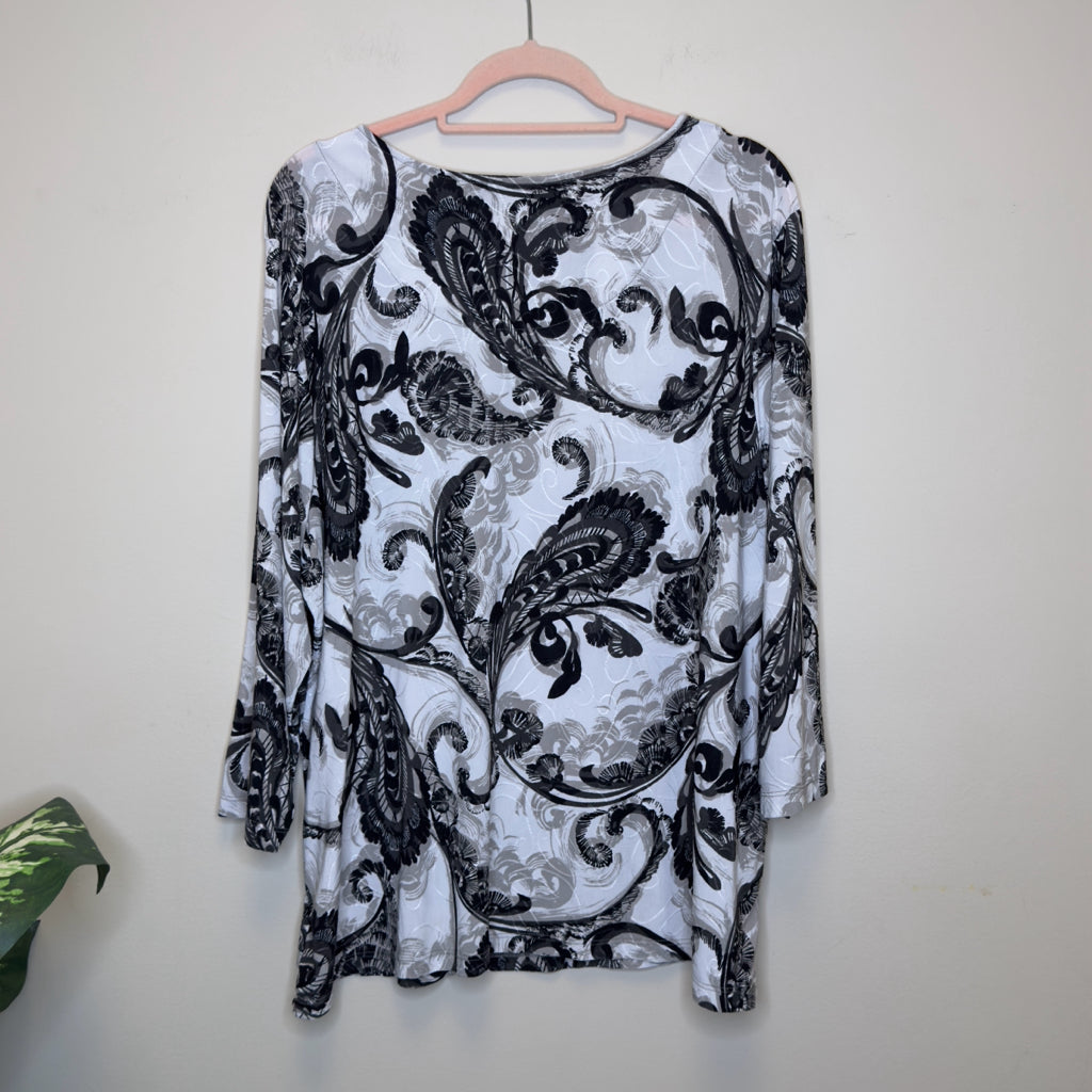 JM Collection Top - Size 3X