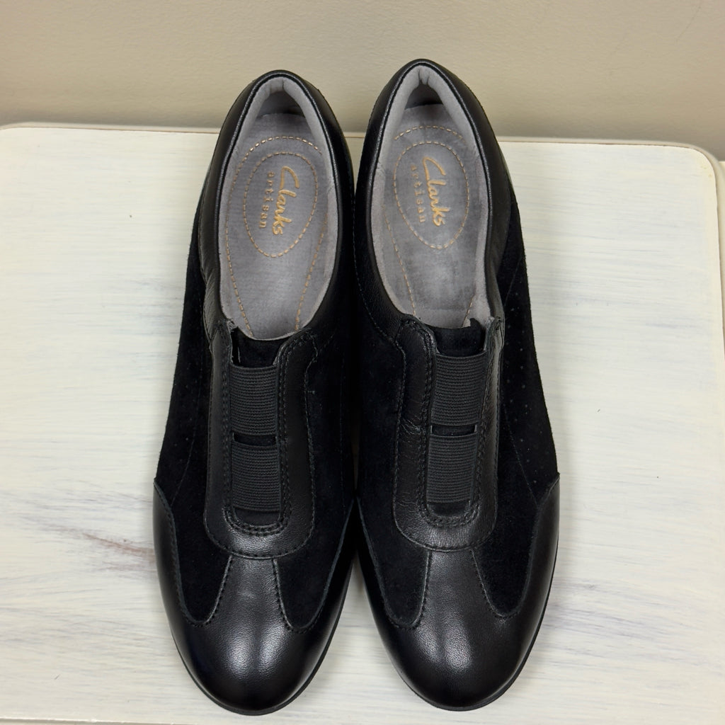 Clark’s Artisan Black Loafers - Size 8 1/2