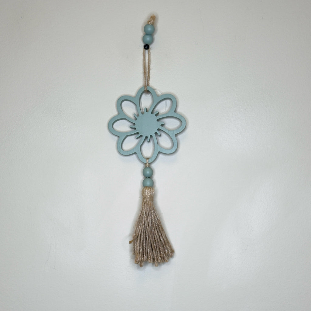 Hanging Wooden Flower Wall Decor