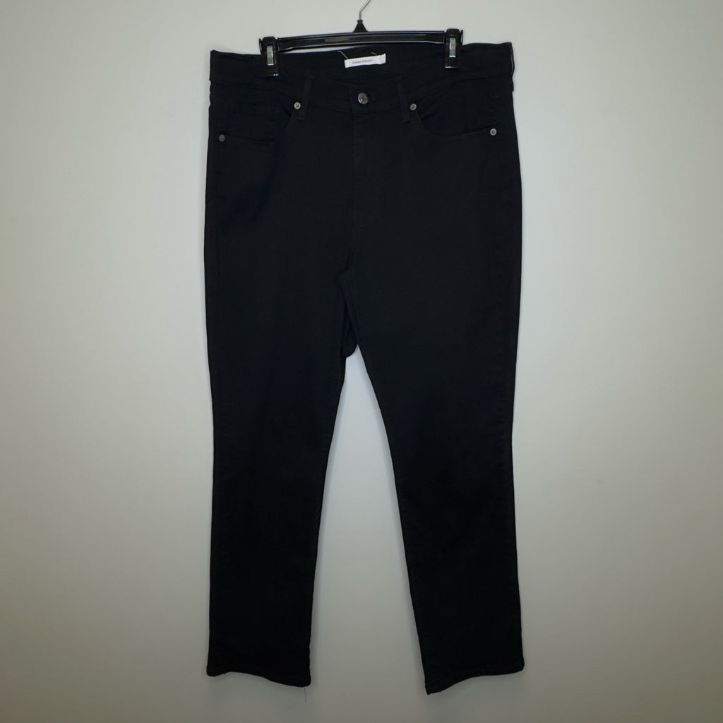 Levi's Classic Straight Jeans - Size 14