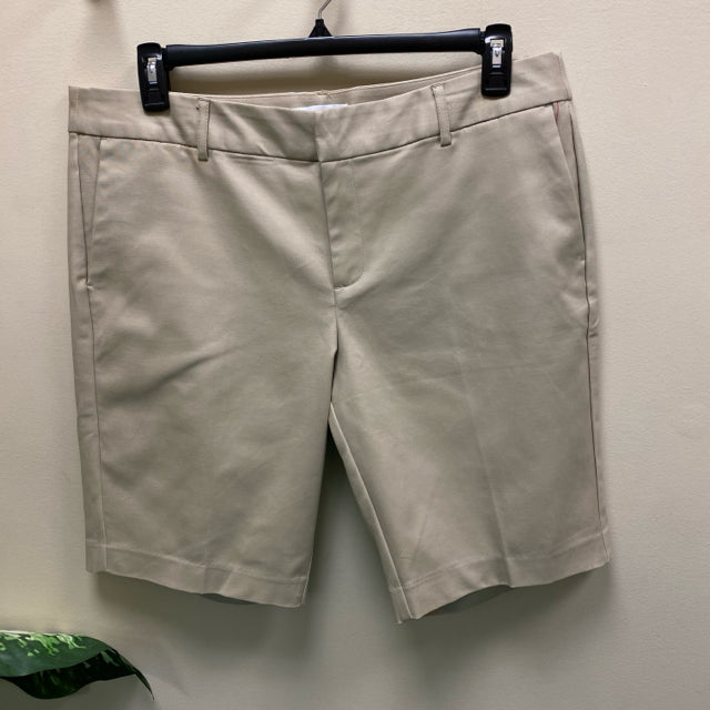 Liz Claiborne Shorts - Size 16