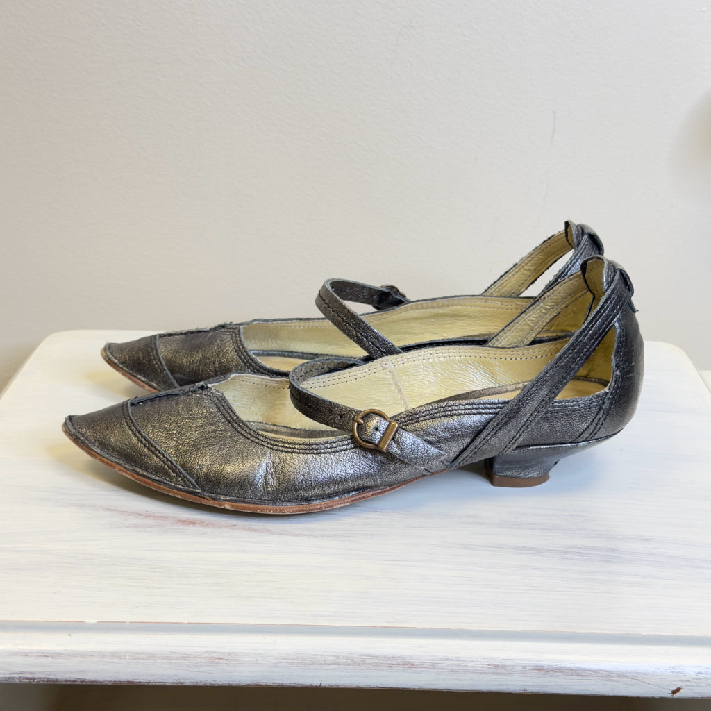 Staff Pumps - Size 5 1/2