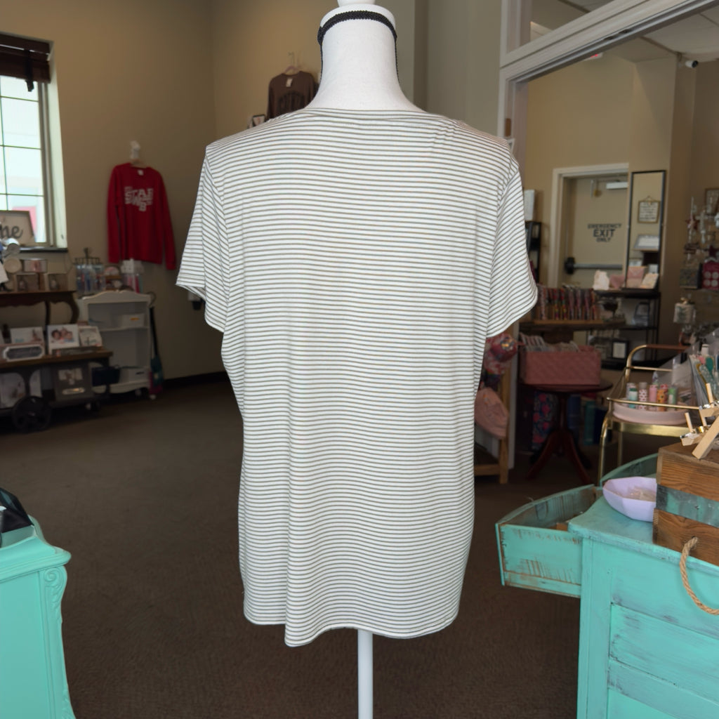 Chico's Zenergy "Wild At Heart" Tee - Size Large