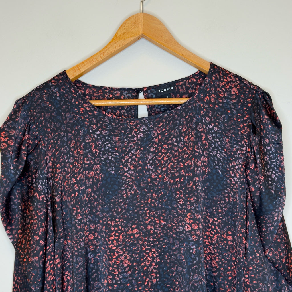 Torrid Satin Puff Long Sleeve Long Sleeve Top - Size 2X