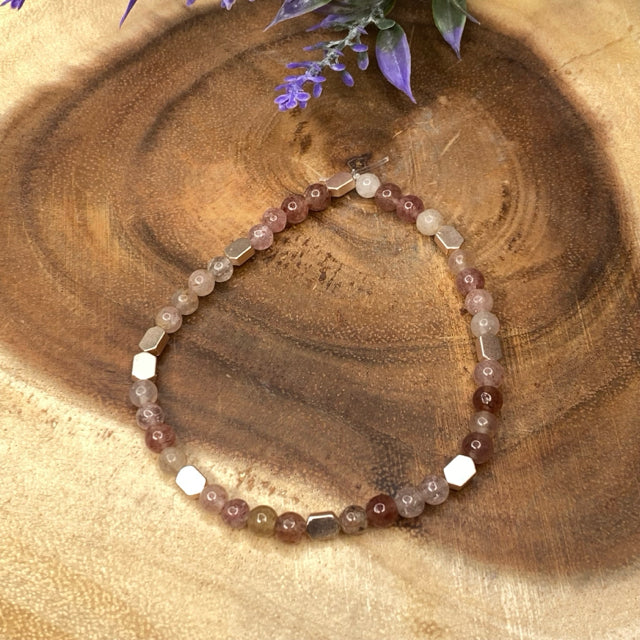 Inga Ann's Beaded Bracelet - Strawberry Quartz/Rose Gold Rhondelle