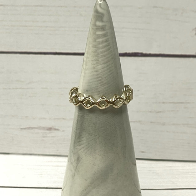 Ring - Size 6