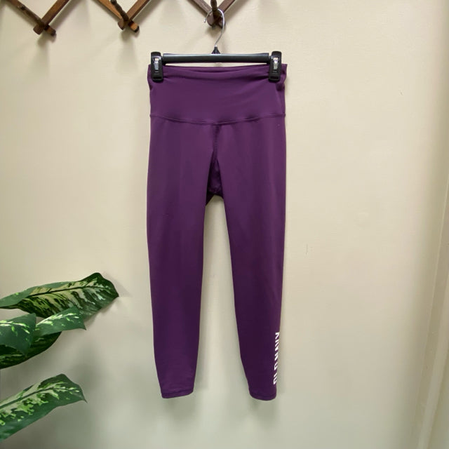 Old Navy Active Go-Dry Leggings - Size Small – The Bargain Boutique