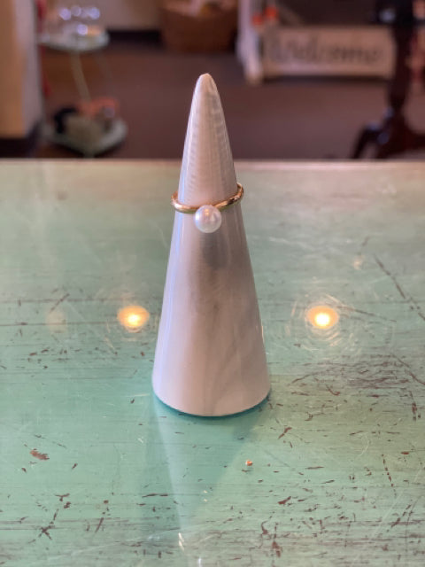 Faux Pearl Ring - Size 4.5