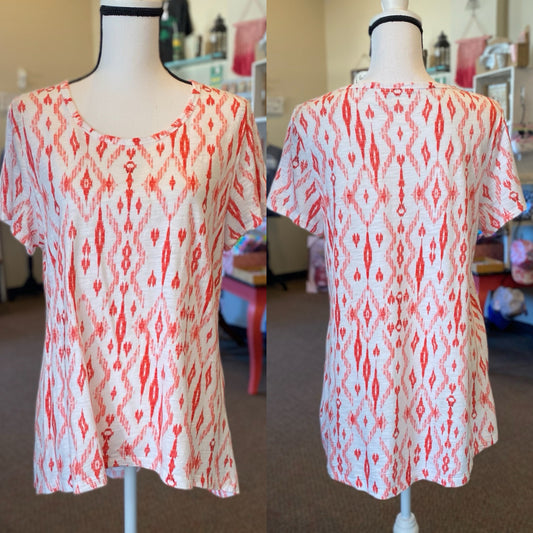 Chico's Caribbean Ikat East High Low Tee - Runway Red - Size Large