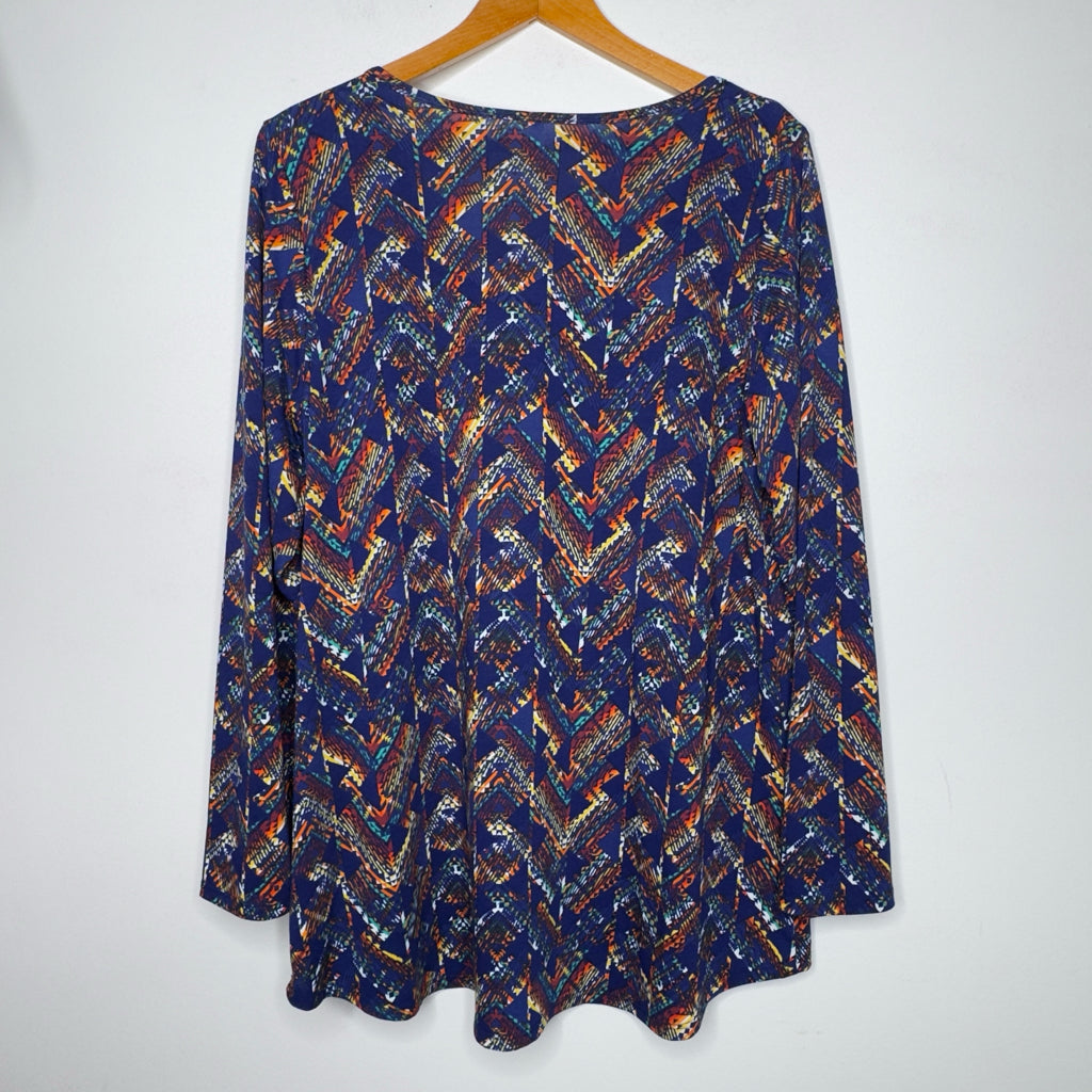 Lularoe Tee - Size 2XL