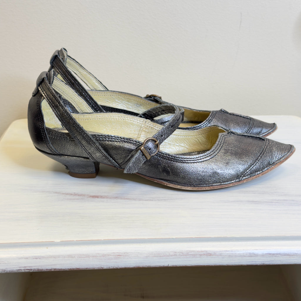 Staff Pumps - Size 5 1/2