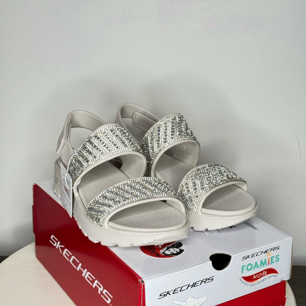 Sketchers Foamies Arch Fit Footsteps Enchant Sandals - Size 8