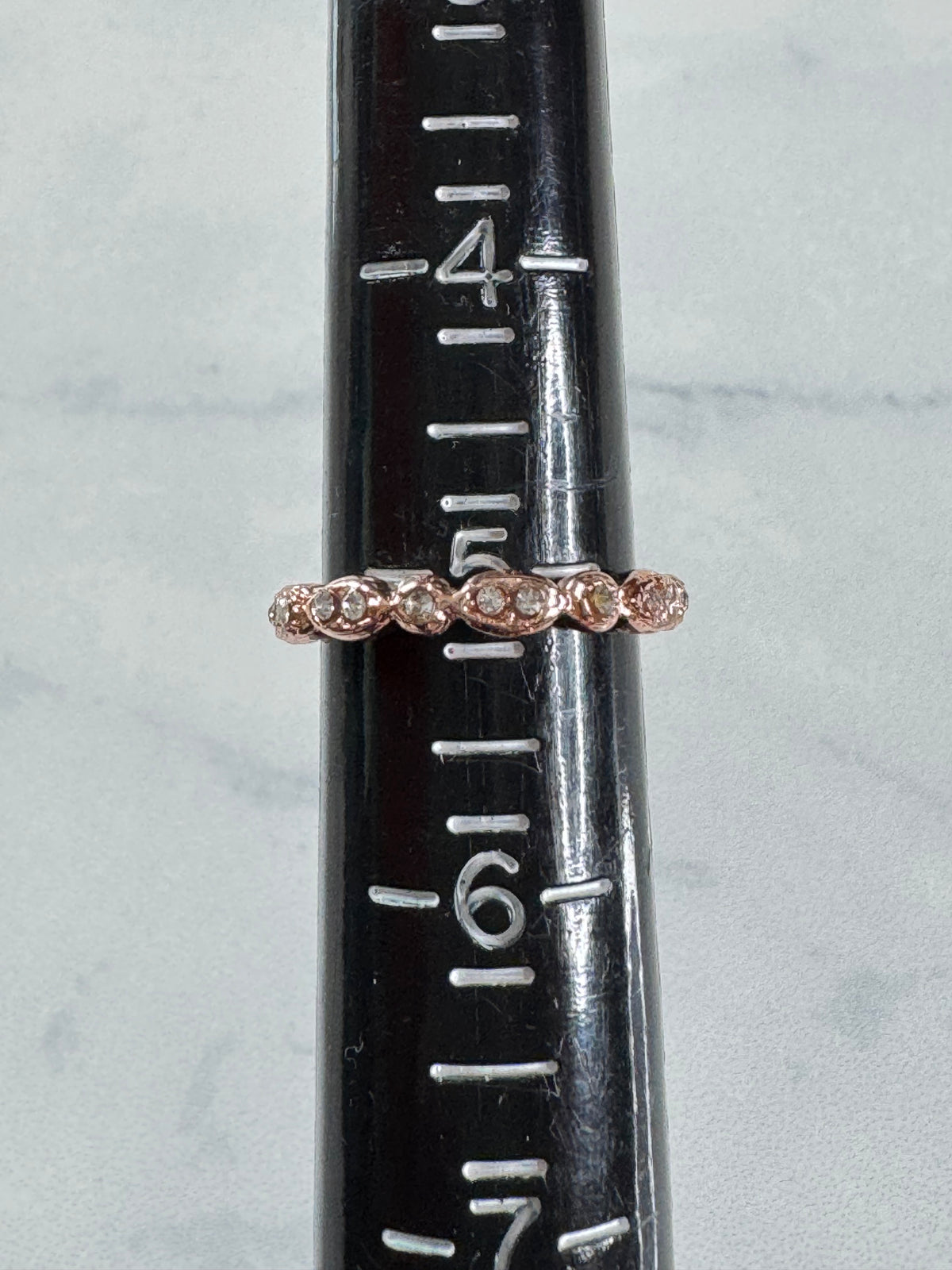 Dainty Rose Gold Scalloped Eternity Ring - Size 5