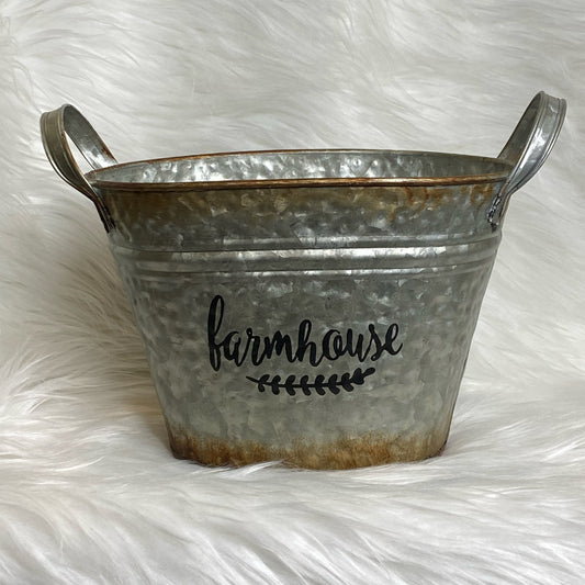 6" Hammered Metal Farmhouse Container