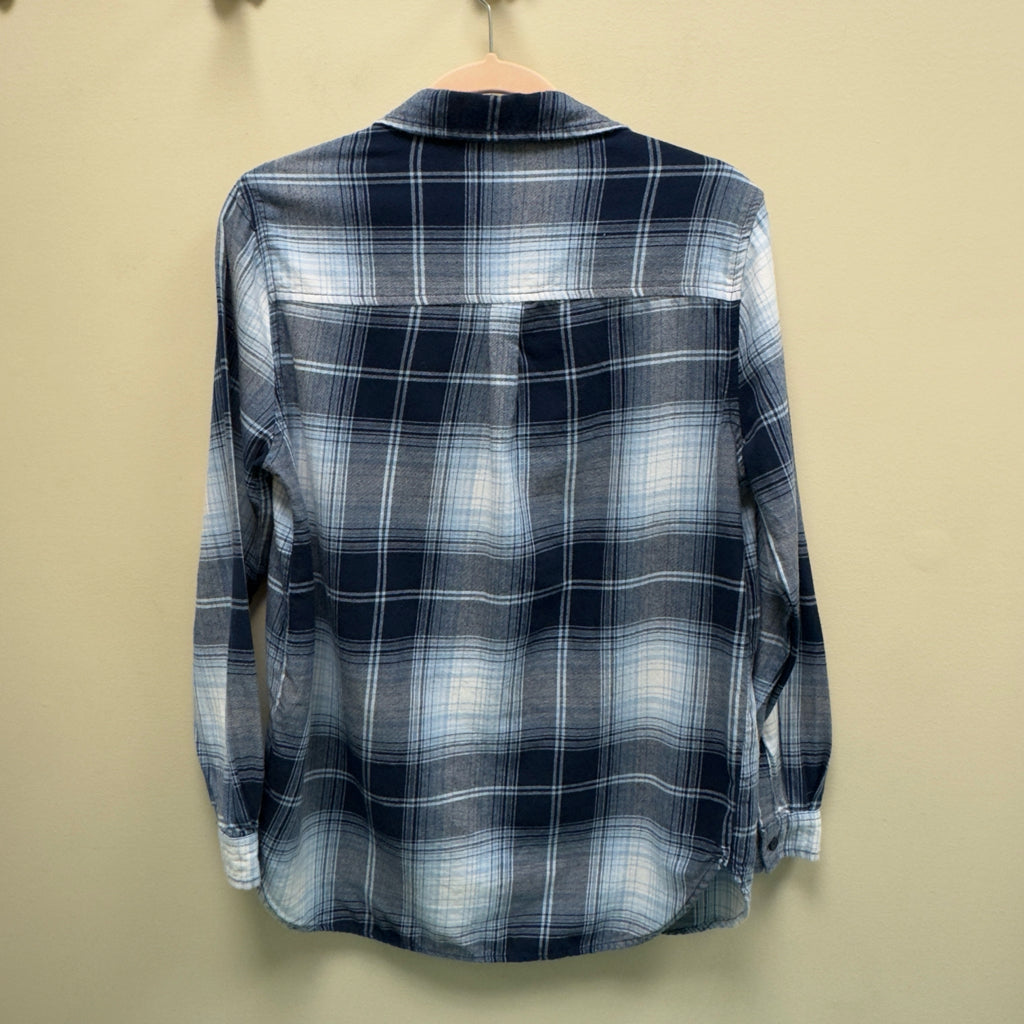 Beach Lunch Lounge Plaid Flannel Button Front Shirt - Size Small