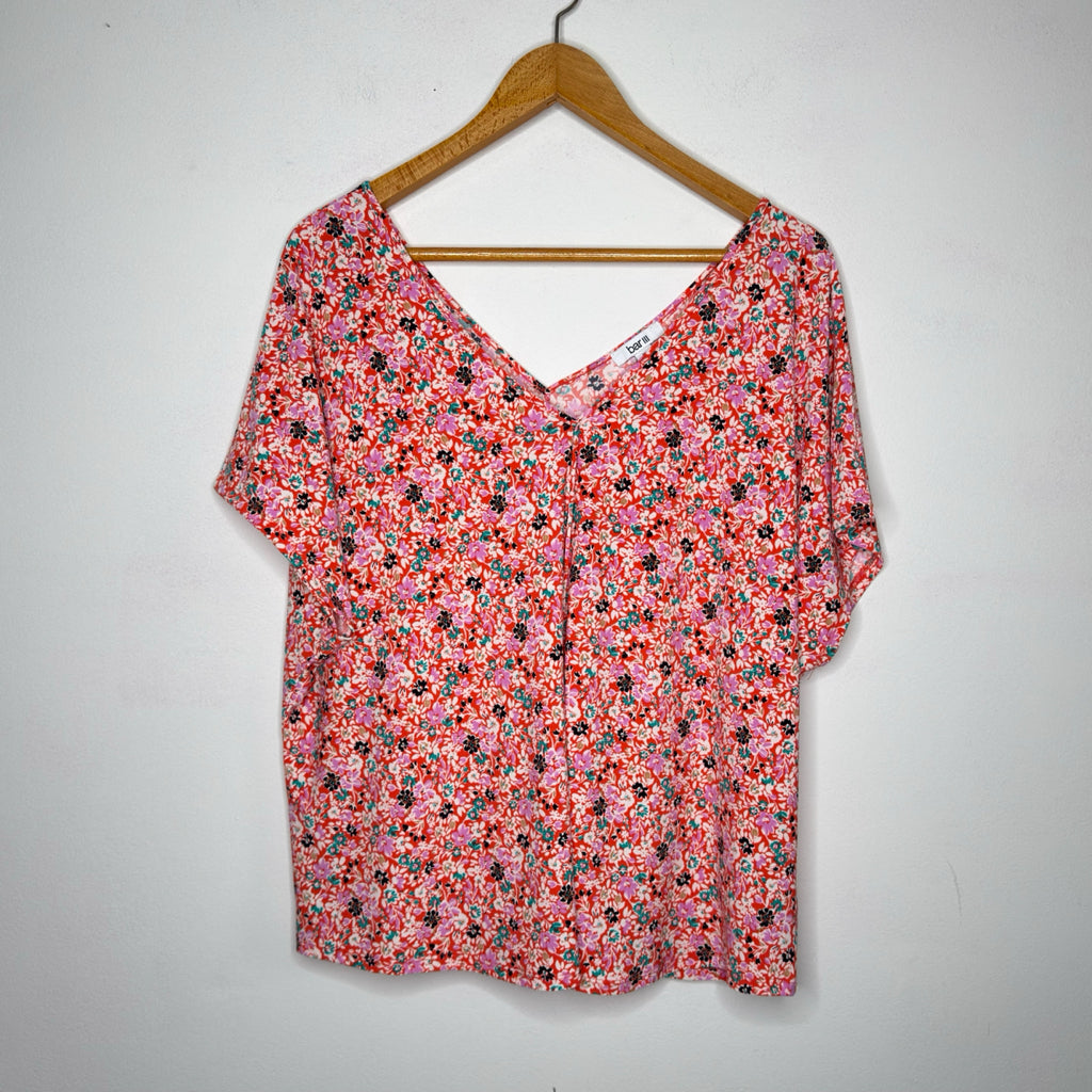 Bar III V-Neck Dolman Sleeve Floral Top - Size 2X