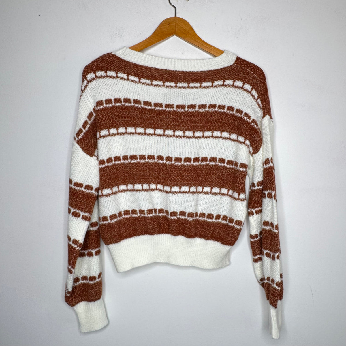 Brown & White Cropped Sweater - Size Medium
