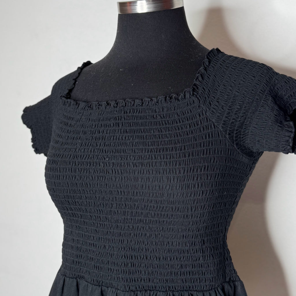 American Eagle Top - Size Medium