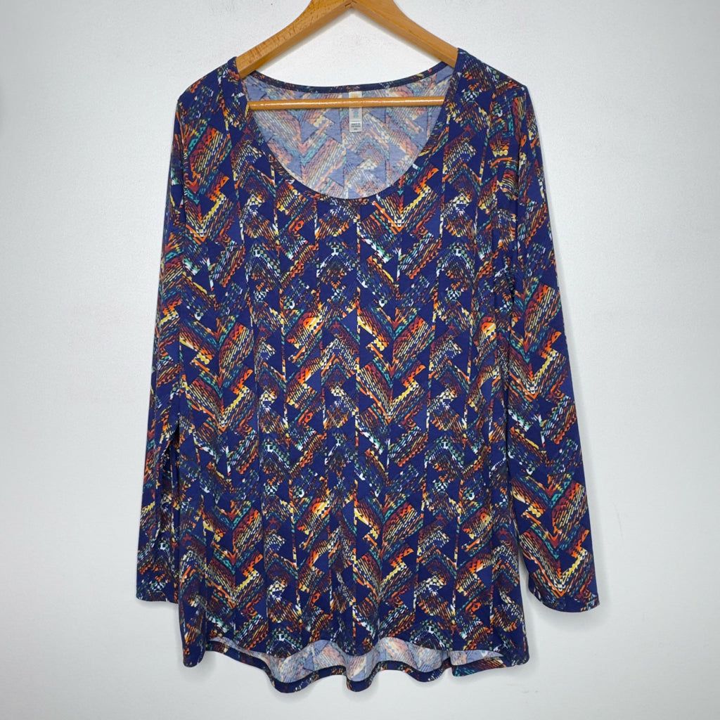 Lularoe Tee - Size 2XL